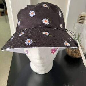 Alice + Olivia Reversible Bucket Hat New